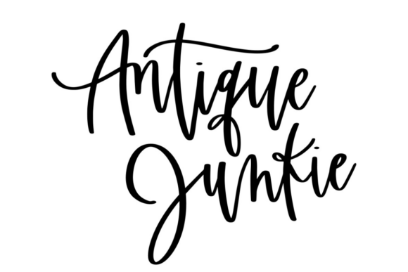 Antique Junkie: A Timeless Graphic for Crafts and Graphics Lovers